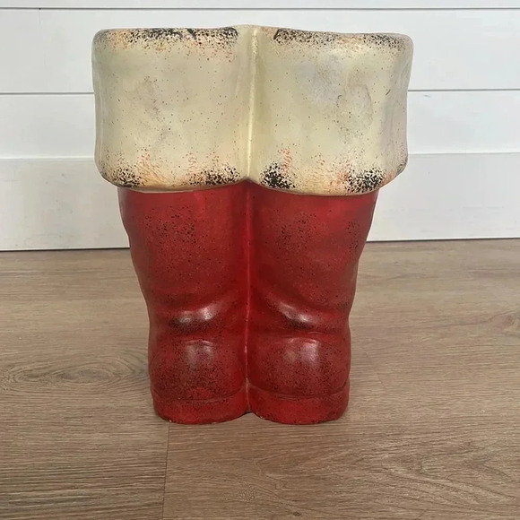 Vintage Oversized 13” tall Santa boot planter - Picture 4 of 8